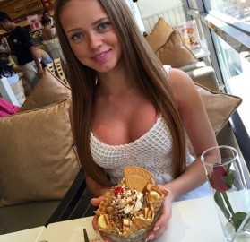 массажистка Виктория