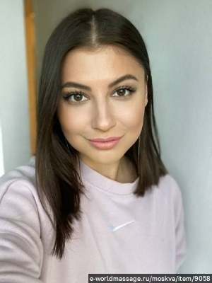 массажистка Мирра