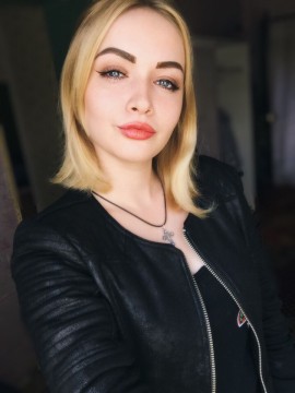 массажистка Сара