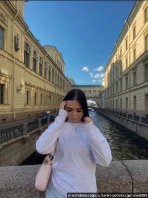 массажистка Мария
