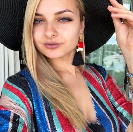 массажистка Дарина