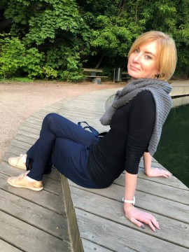 массажистка Елена