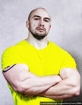массажист Михаил